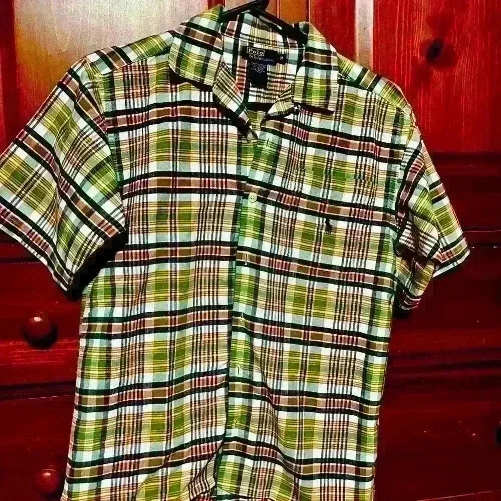 Boy’s Ralph Lauren Button down - Medium